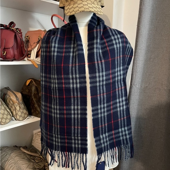 ❤️New with Tag Unused Burberrys of London Scarf Lambswool 💕❤️ - Picture 5 of 7